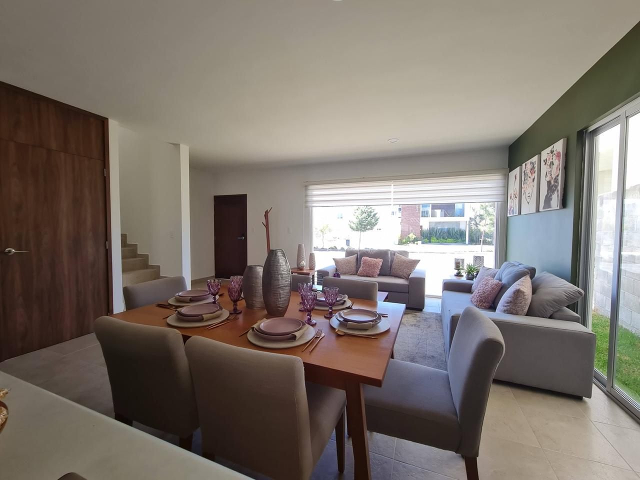 Sala y comedor de la Casa 1