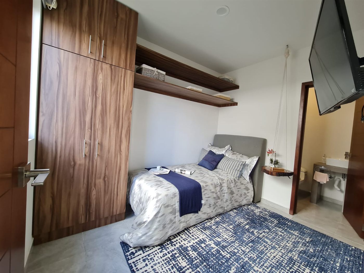 Tercera recámara con clóset y baño